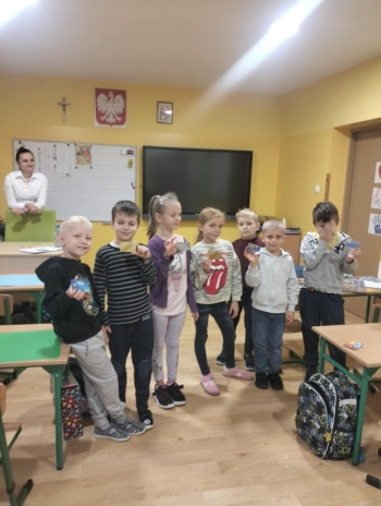 a4f58e9e-e7f2-4a60-9817-7f899241d8df