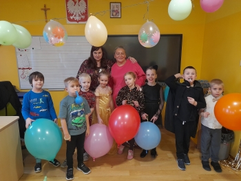 4fe5db9d-e783-40d3-b4fa-fc38a13ef0e9