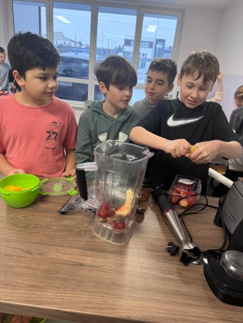 630057935_2082277302322390_7113091327184089069_n