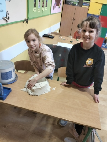 cc47a821-efef-4aec-9820-ecbe4d061ea4