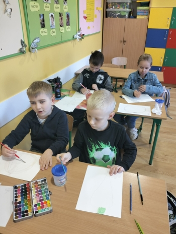 4cef02e9-618c-4f35-812a-239d5065bddc