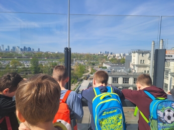 73ee0fb3-0186-4a16-8980-fc49f0d4d983