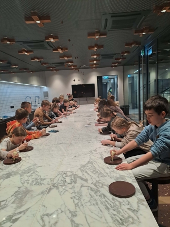 885d4361-3217-4205-891f-6a9931604a03