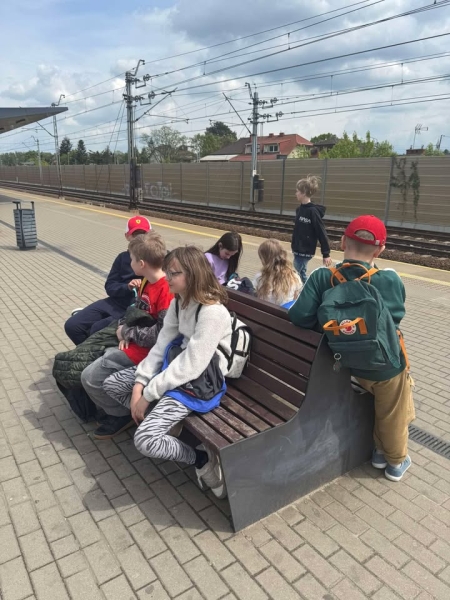 Wyjście klasy IV podczas egzaminów ósmoklasisty