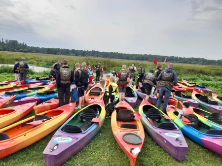 Integracja na wodzie – spływ kajakowy rzeką Liwiec