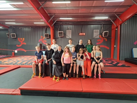 Park trampolin klasa VI